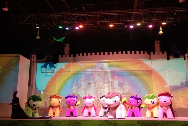 Ada Unicorn Lucu Bermain di Dufan